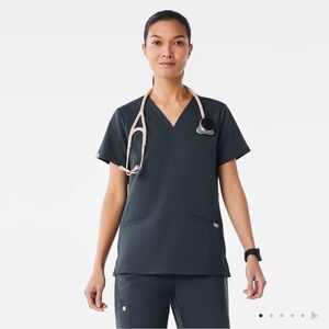 FIGS Casma Scrub Top – Dark Harbor